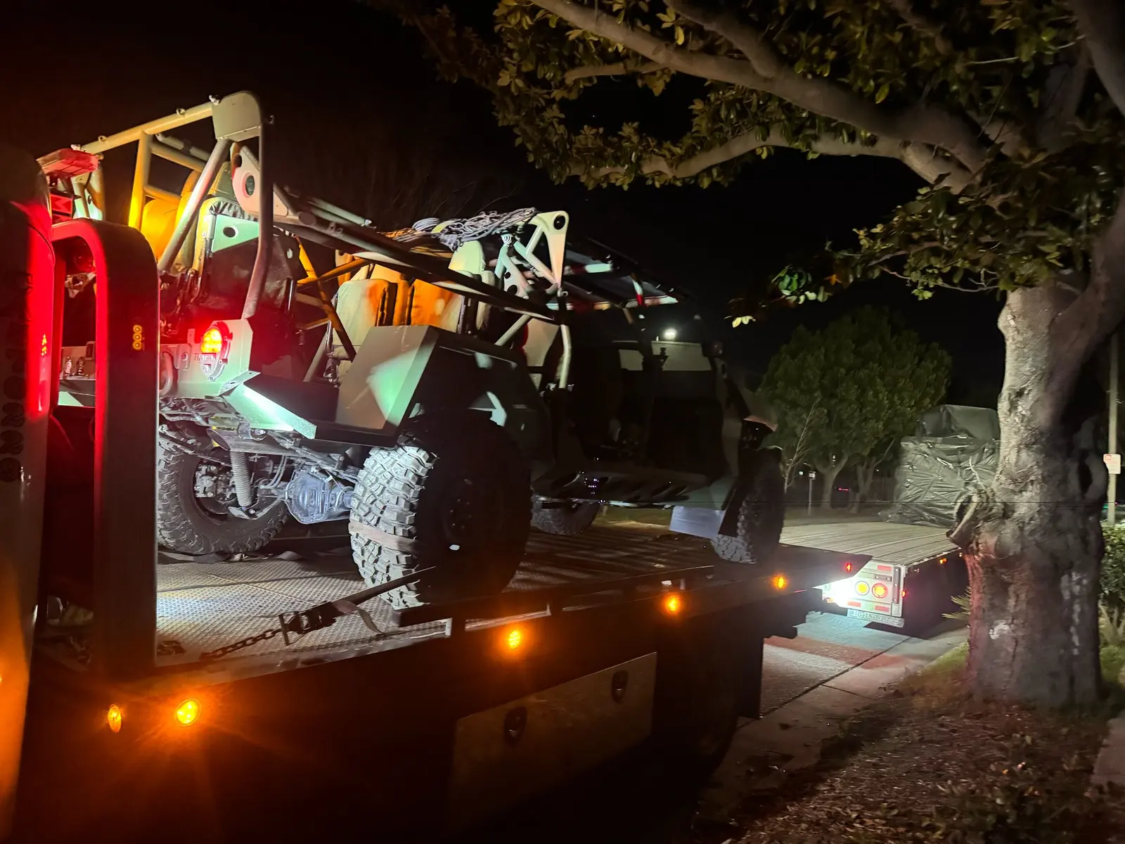 Servicio de asistencia en carretera de Guerra Towing en San José, CA